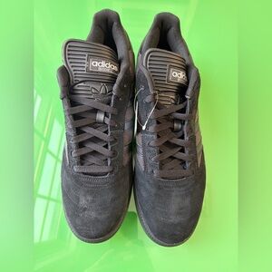 NIB Adidas Busenitz